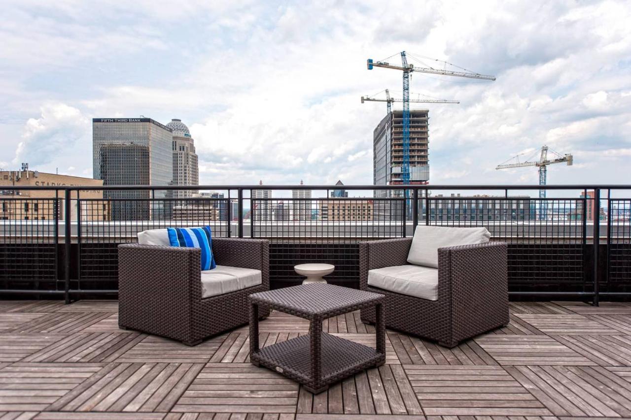 Abode Vue At 3Rd Downtown Loft Style Suite + Sleeper Sofa Louisville Kültér fotó